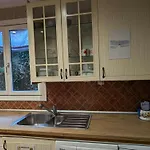 Oasis Ebi00551 Apartment